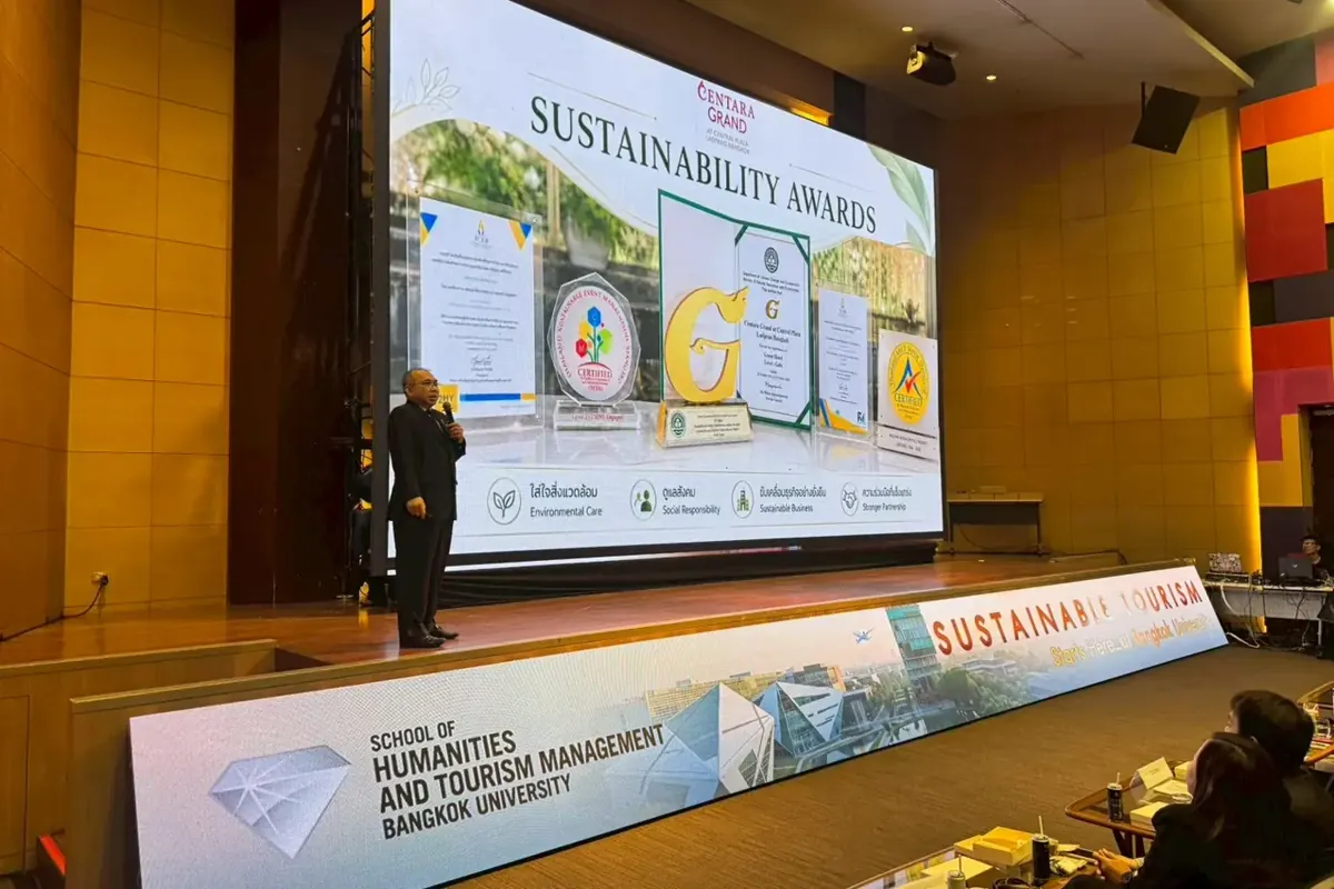 พิธีมอบรางวัล Sustainability Awards บนเวทีพร้อมจอ LED