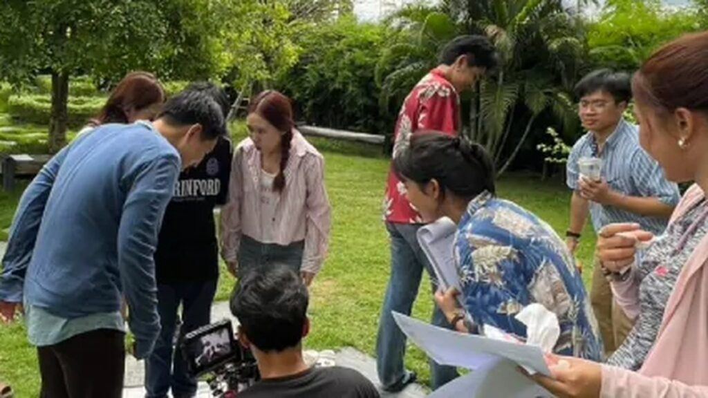 ทีม PubPab ถ่ายทำคอนเทนต์ TikTok กลางแจ้งกับนักแสดง
