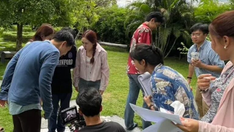 ทีม PubPab ถ่ายทำคอนเทนต์ TikTok กลางแจ้งกับนักแสดง